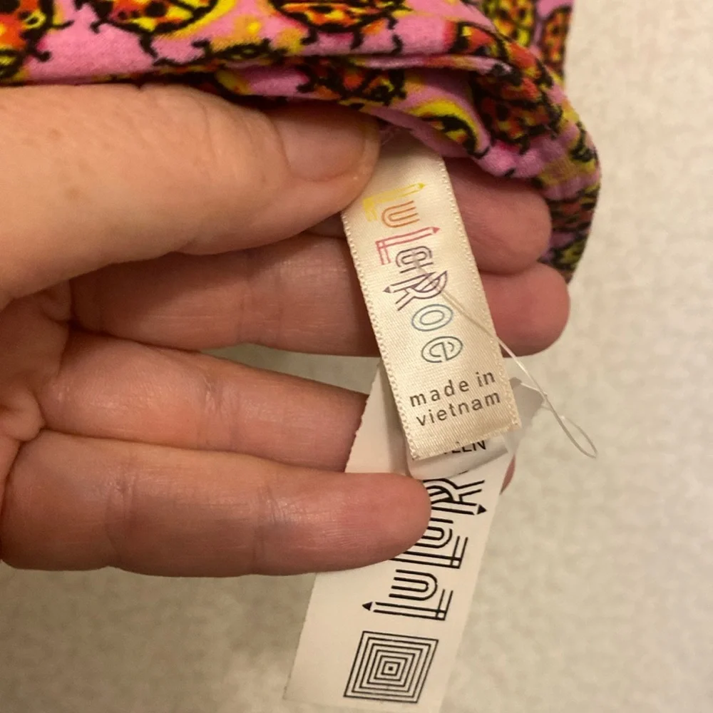 LuLaRoe Pink ladybug 🐞 Leggings